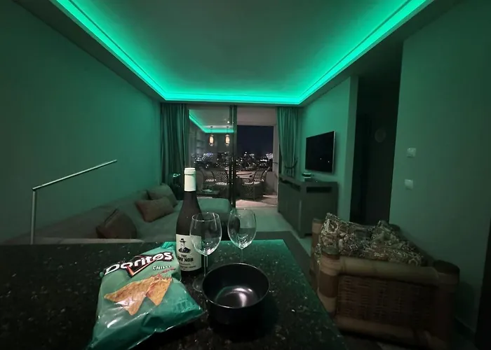 Luxury 2 Bedrooms Ocean View Iguazu Appartement